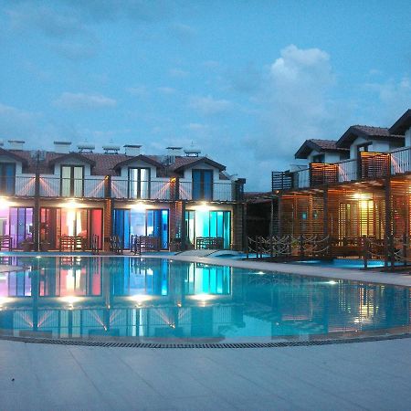 Aydos Suites ดาลยัน ภายนอก รูปภาพ