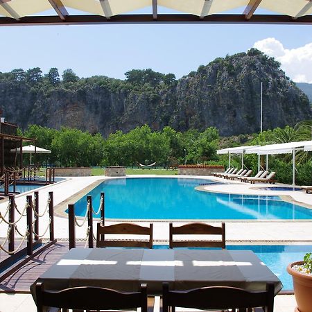 Aydos Suites ดาลยัน ภายนอก รูปภาพ